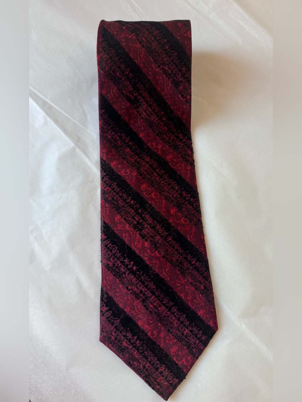Vintage Roberta di Camerino Burgundy and Black Diagonal Stripe Tie